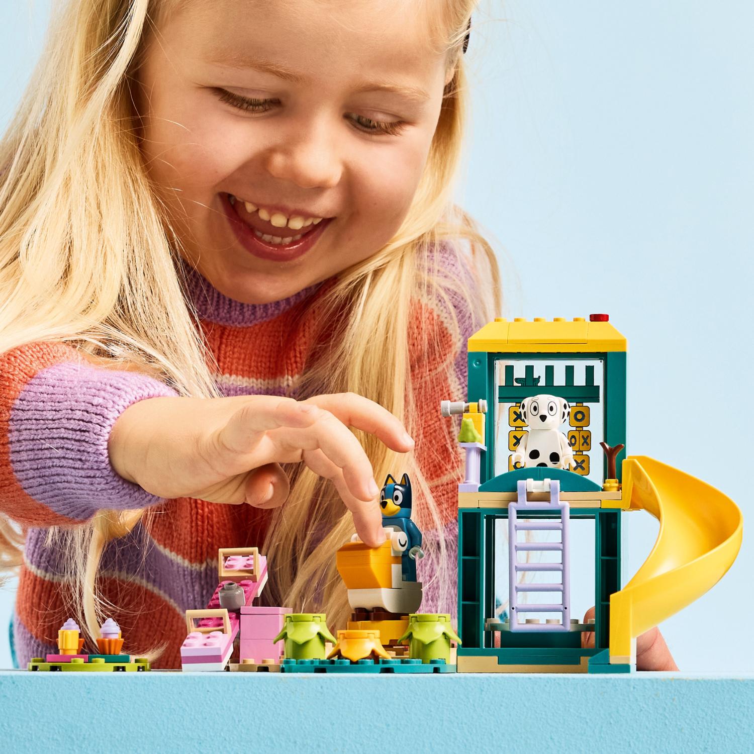 Lego® Bluey 11201: Blueyn ja Katin hupihetket leikkikentällä - Image 2