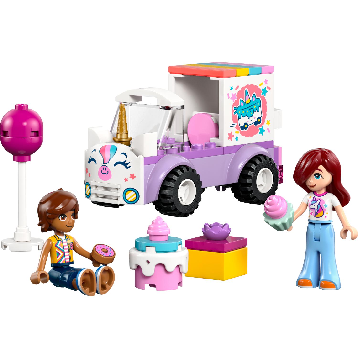 Lego Friends -sarja, johon kuuluu yksisarvisaiheinen jälkiruokakuorma-auto, kaksi minihahmoa, kakku, lahjapakkaus ja tikkukyltti.