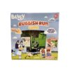 Bluey Rubbish Run -pelin pakkaus, jossa on lelujäteauto, Bluey-hahmon kuvitus sekä kuvia pelin kulusta. Tekstissä lukee: ”2–4 pelaajaa, ikäsuositus 4+, Tyhjennä roskakorisi voittaaksesi!” ja ”Kokeile minua!”.