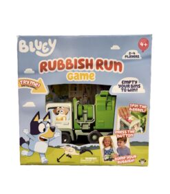 Bluey Rubbish Run -pelin pakkaus, jossa on lelujäteauto, Bluey-hahmon kuvitus sekä kuvia pelin kulusta. Tekstissä lukee: ”2–4 pelaajaa, ikäsuositus 4+, Tyhjennä roskakorisi voittaaksesi!” ja ”Kokeile minua!”.