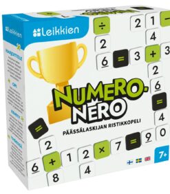 Numeronero-niminen lautapelilaatikko, jossa on suuri keltainen pokaalikuva, matemaattisia symboleja ja numerolaattoja. Laatikossa on tekstiä suomeksi, ruotsiksi ja englanniksi, ja se on suositeltu 7-vuotiaille ja sitä vanhemmille.