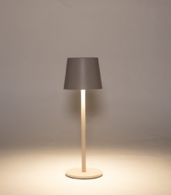 Pöytälamppu hiekka