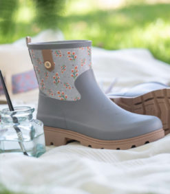 Kumisaapas piknik viltillä